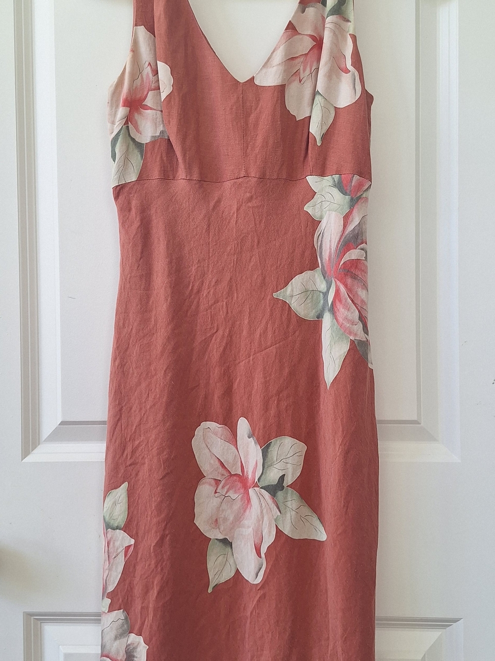 Banana Republic Coral Rust Floral V-Neck Midi Dress